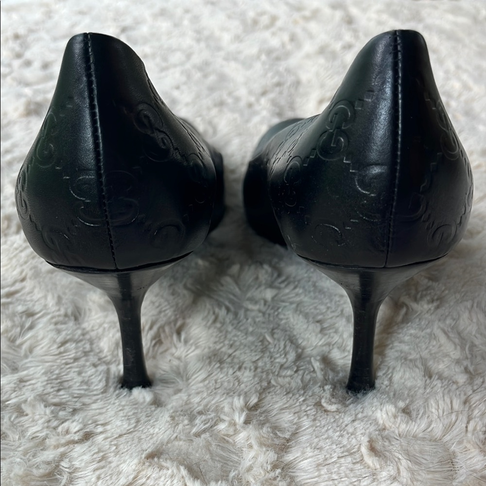 Gucci 39 1/2 C Black Embossed Leather Shoes Round Toe 👍 Low Heel Comfortable! - Picture 6 of 9